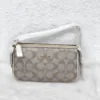 Bolsa De Mano Coach Signature Canvas Color Beige
