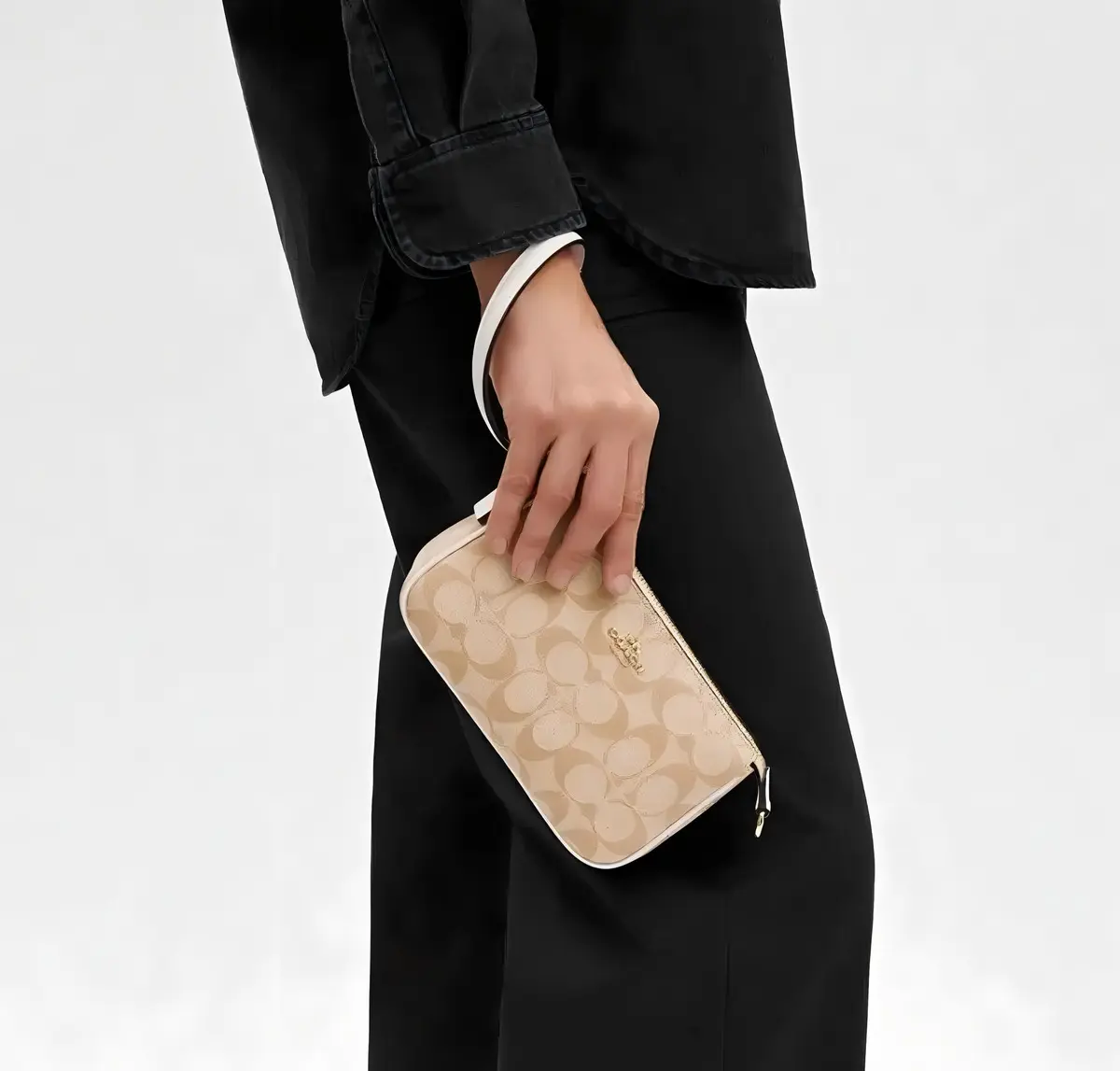 Bolsa De Mano Coach Signature Canvas Color Beige