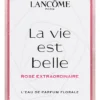 Perfume la vie est belle rose lancome en uso, proyección floral femenina