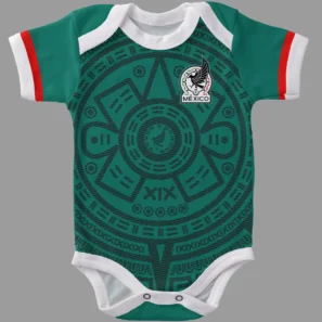 Jersey oficial de la Selección Mexicana para bebé - Edición Mundial 2026. Diseño exclusivo tipo pañalero con el escudo del Tri. ¡El regalo perfecto para el primer Día del Padre! Suave, cómodo y 100% original.
